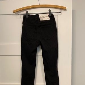 Uniqlo black jeggings girls size 5-6